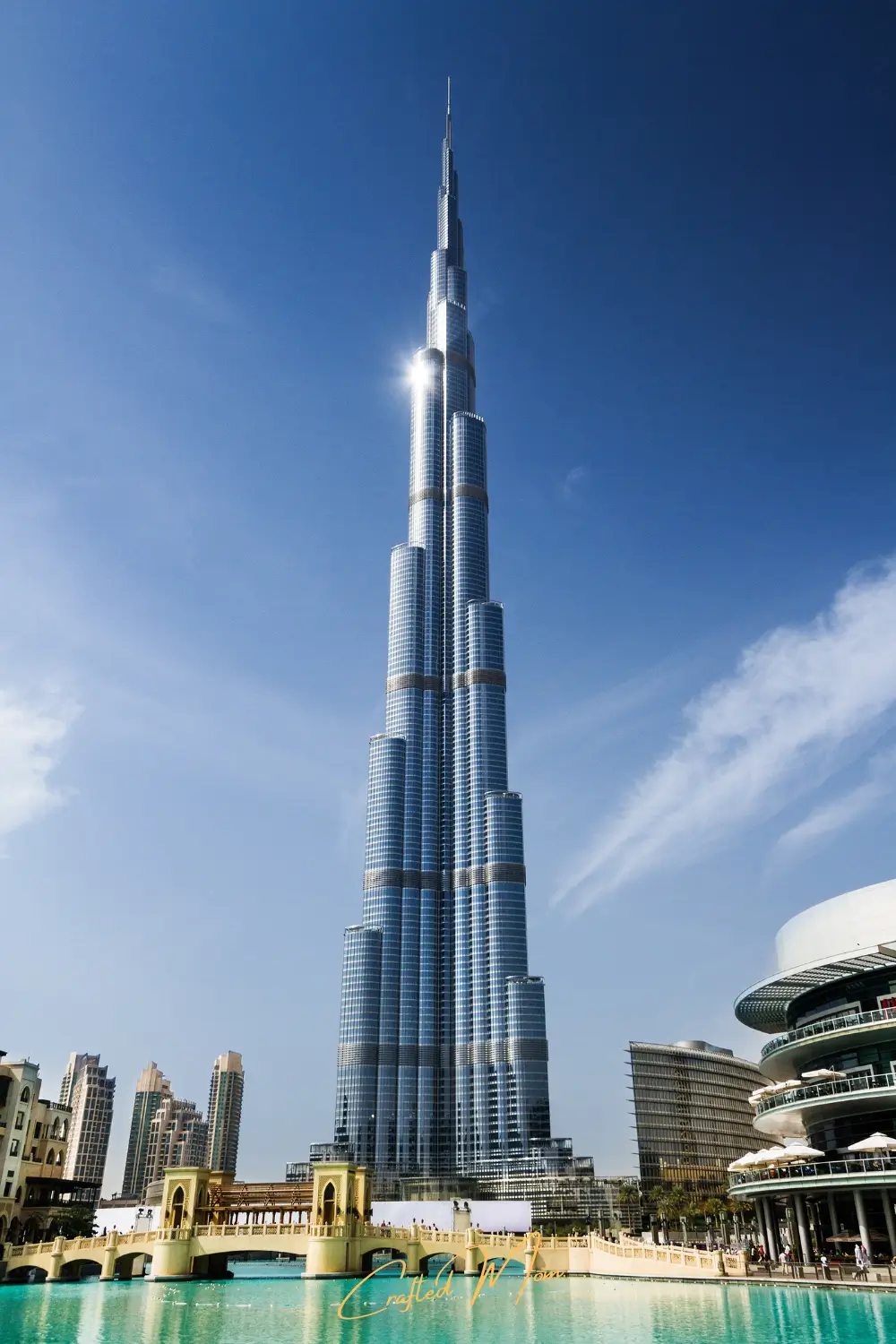 How Much Should You Be Making to Move to Dubai - Pinterest Pin