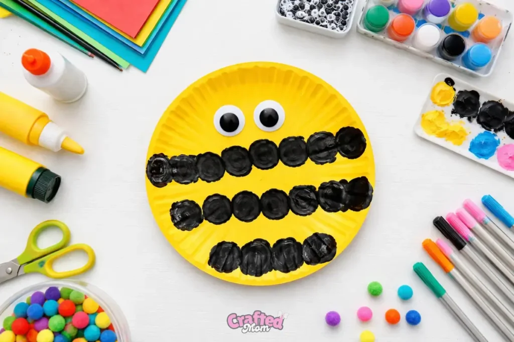 Easy Spring Paper Plate Bee Craft for Kids step3